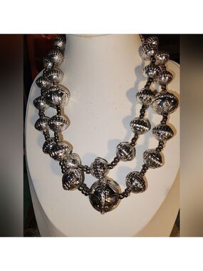 Premier Designs Double Strand Silvertone Beaded Necklace 16"+4"